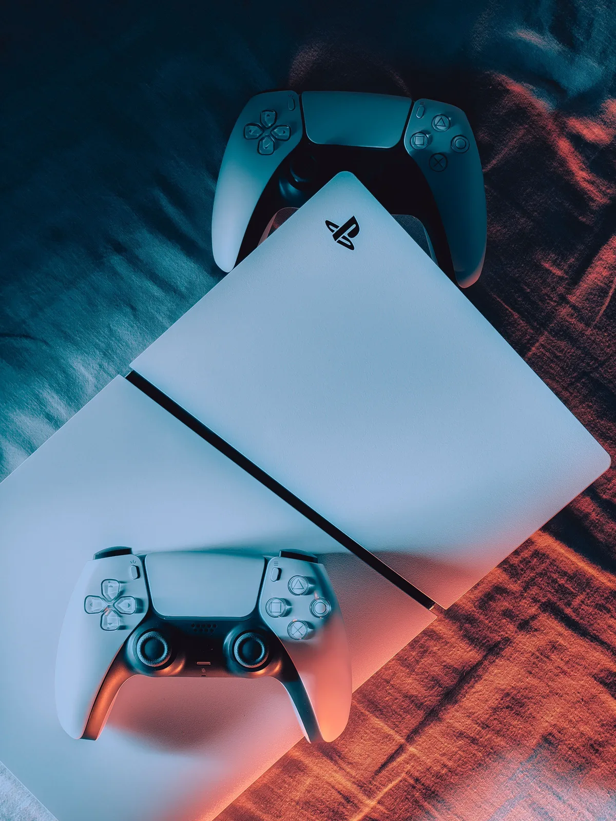 PlayStation 5 Slim, 2 kollu